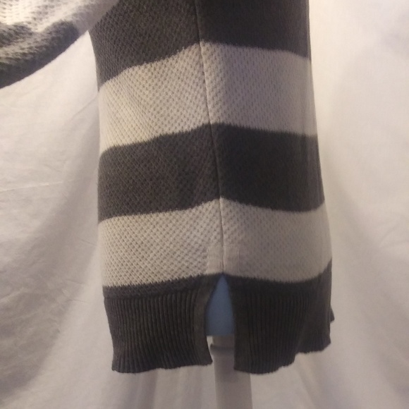 Gap Scoop-neck Sweater - Picture 3 of 7